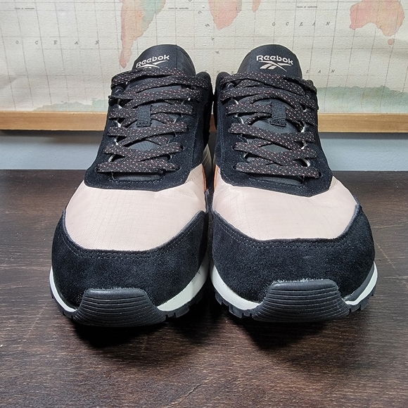 BRAND NEW Reebok Classic Nylon/ Suede Sneaker Men's Size 11.5 - Picture 3 of 7